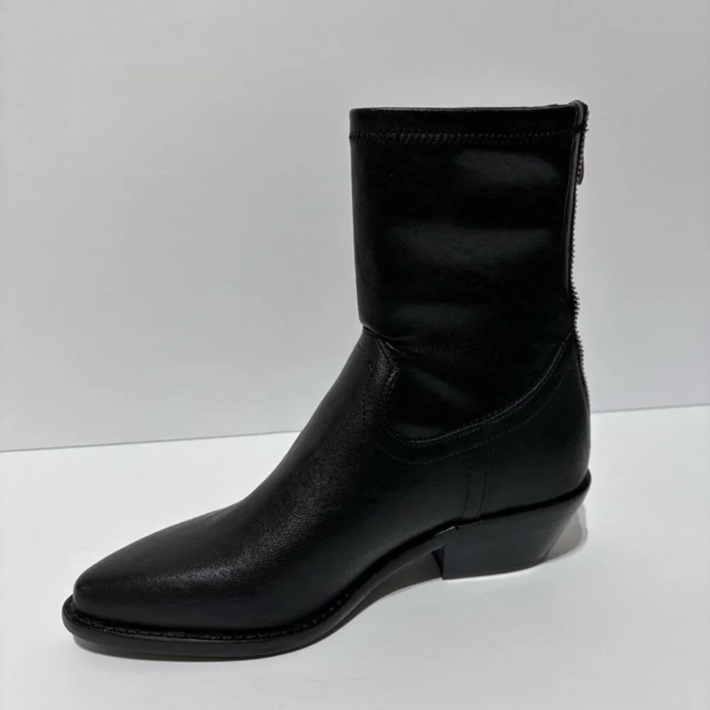 DKNY Women’s Raelani-Zip Up Boots Black, Size 5 M